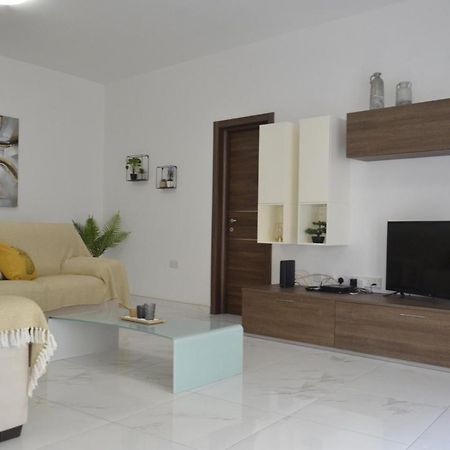 Lorenza Letting Apartment 마르사실로크 외부 사진