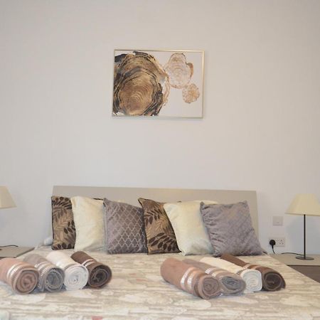 Lorenza Letting Apartment 마르사실로크 외부 사진