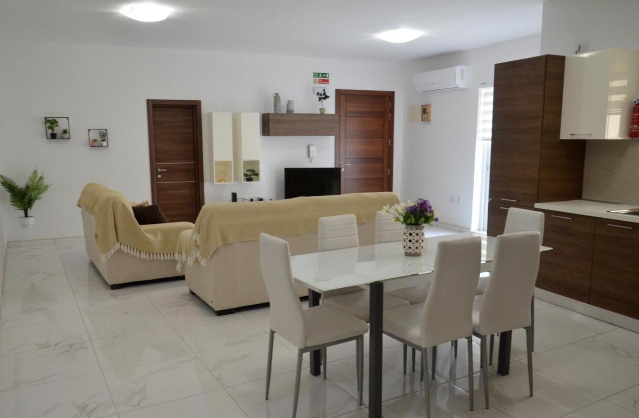 Lorenza Letting Apartment 마르사실로크 외부 사진