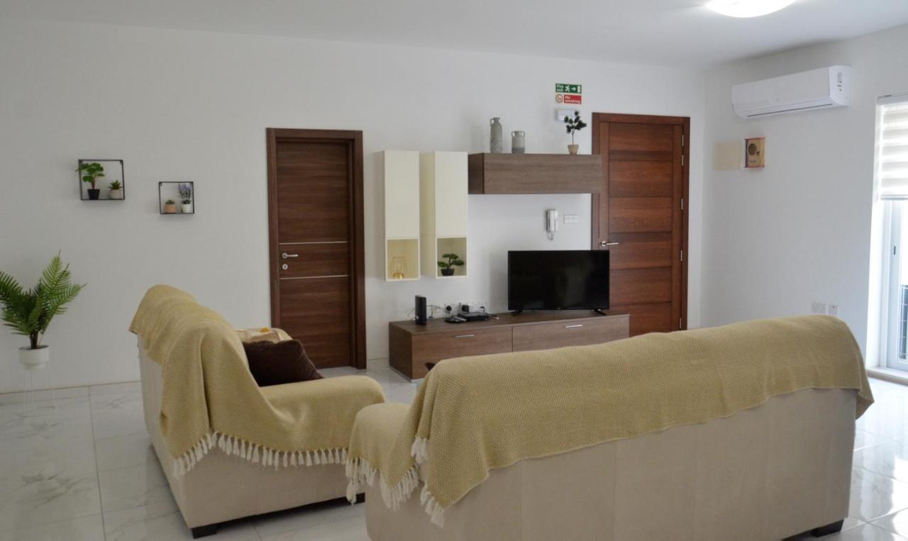 Lorenza Letting Apartment 마르사실로크 외부 사진