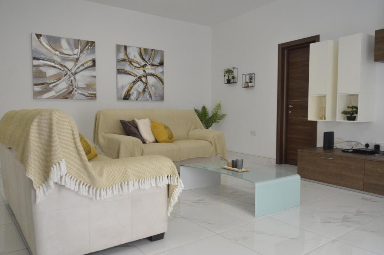 Lorenza Letting Apartment 마르사실로크 외부 사진