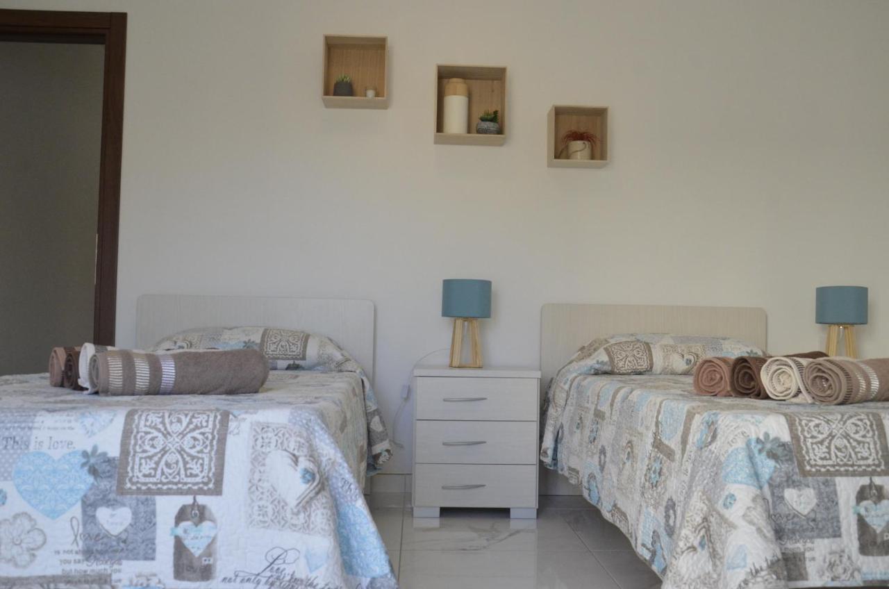 Lorenza Letting Apartment 마르사실로크 외부 사진
